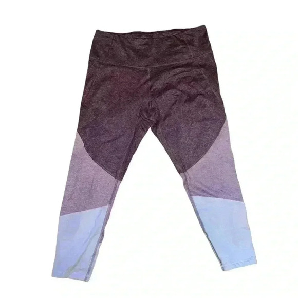 Old Navy Active Elevate Legging Go-Dry women’s size: see measurements - Picture 1 of 4
